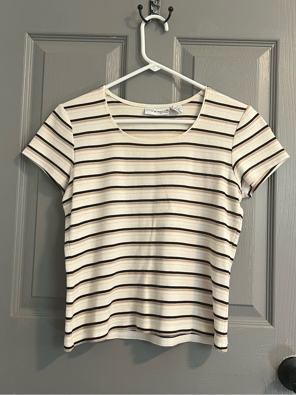 croft & barrow Cream Short Sleeve Tee with Black & Brown Stripes Stretch Casual